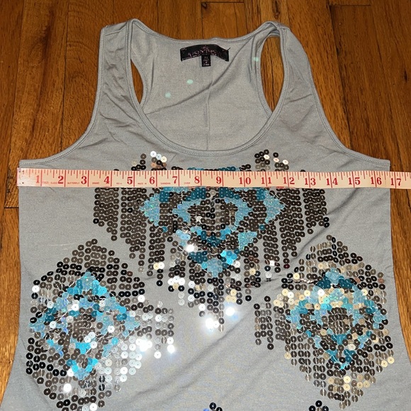 Almost Famous Sequin Tank Top Size Medium - Picture 7 of 8
